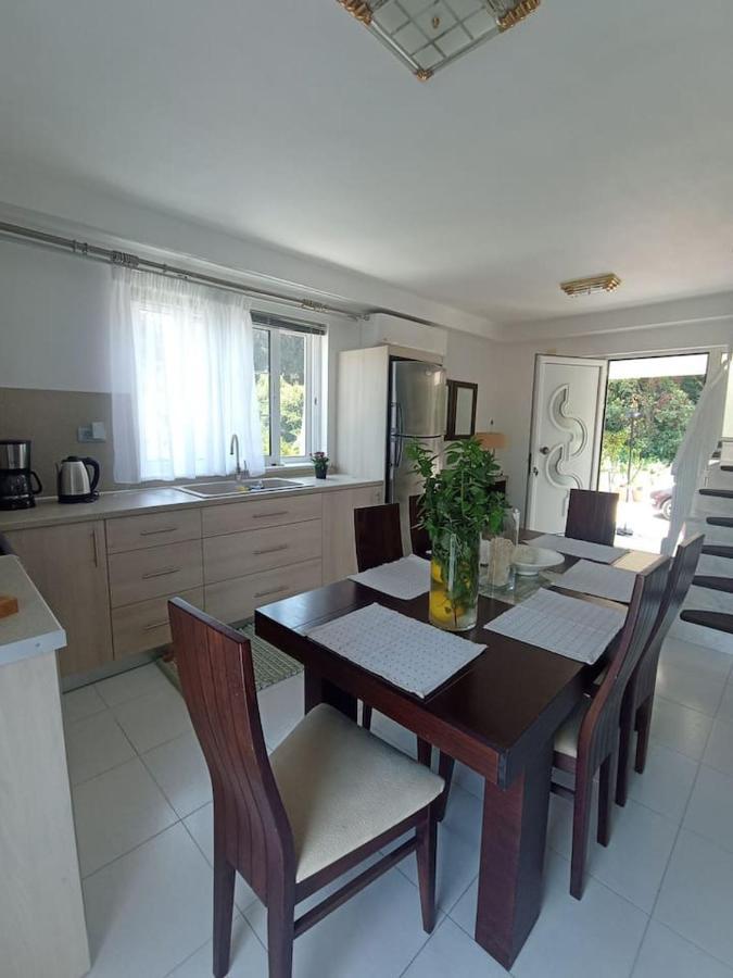 Family Paradise Semesterbostad Koskinou (Rhodes)